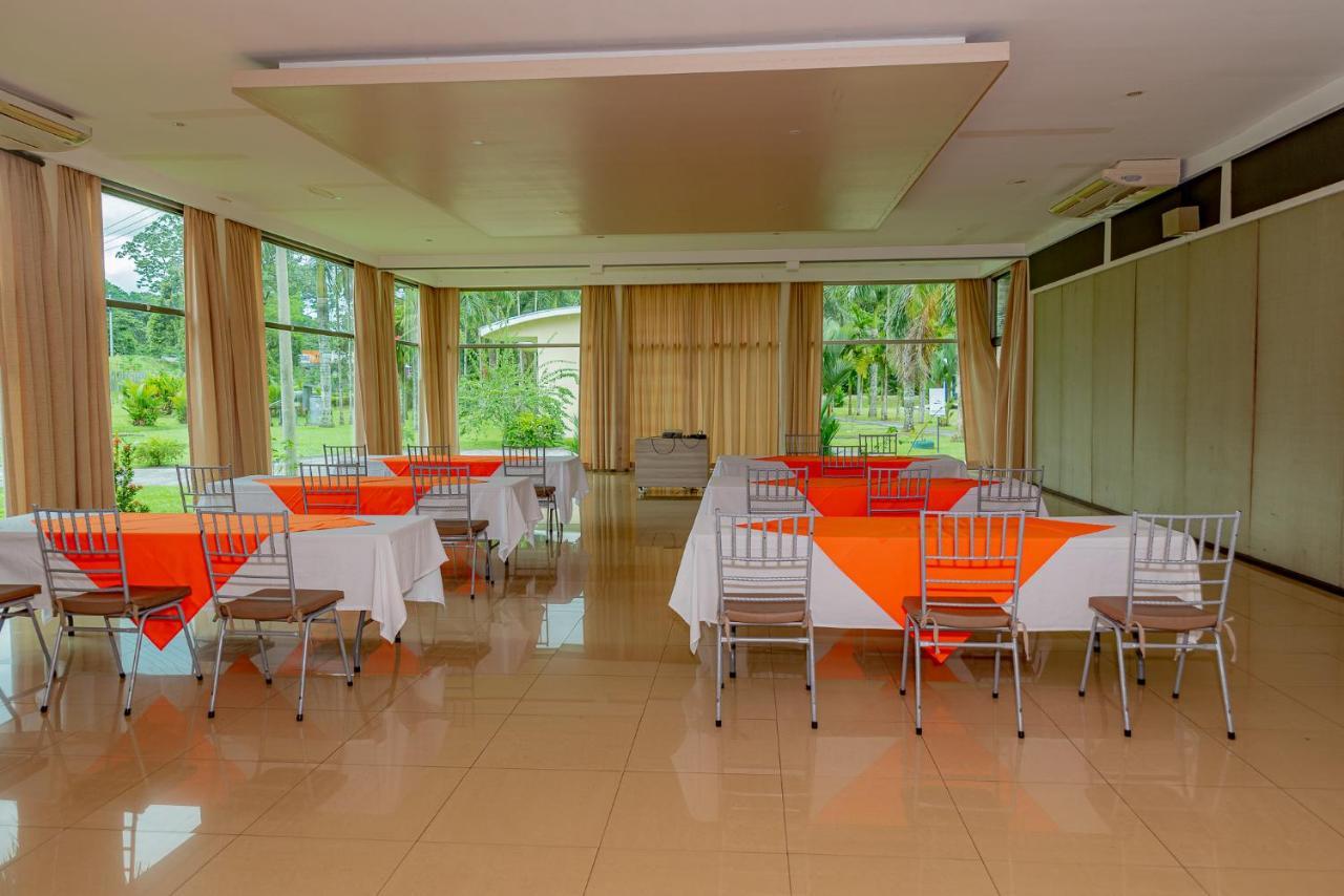 Hotel Los Rios Guacimo  ภายนอก รูปภาพ