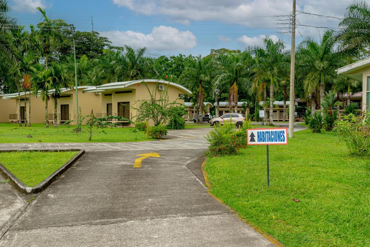Hotel Los Rios Guacimo  ภายนอก รูปภาพ