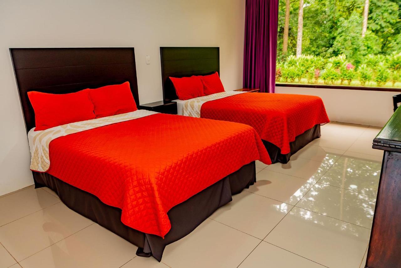 Hotel Los Rios Guacimo  ภายนอก รูปภาพ