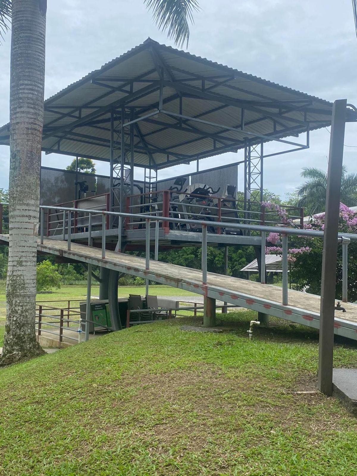 Hotel Los Rios Guacimo  ภายนอก รูปภาพ